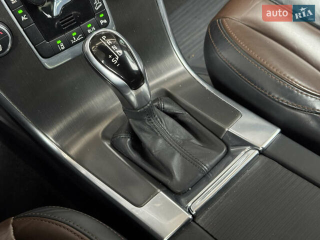 Коричневый Вольво ХС60, объемом двигателя 2.4 л и пробегом 287 тыс. км за 16500 $, фото 19 на Automoto.ua