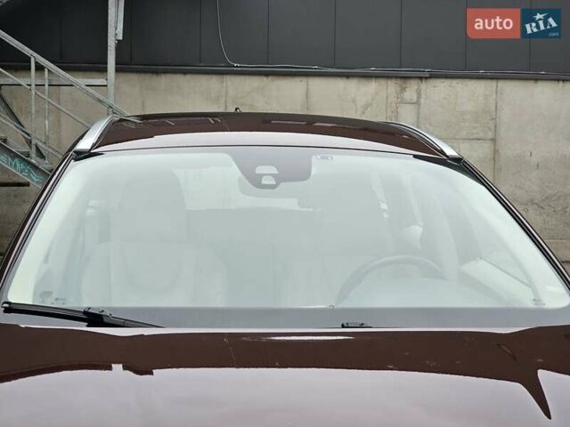 Вольво ХС60 2013 у Києві на Automoto.ua Коричневий Вольво ХС60, об'ємом двигуна 2.4 л та пробігом 117 тис. км за 21999 $, фото 8 на Automoto.ua