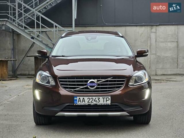 Вольво ХС60 2013 у Києві на Automoto.ua Коричневий Вольво ХС60, об'ємом двигуна 2.4 л та пробігом 117 тис. км за 21999 $, фото 7 на Automoto.ua