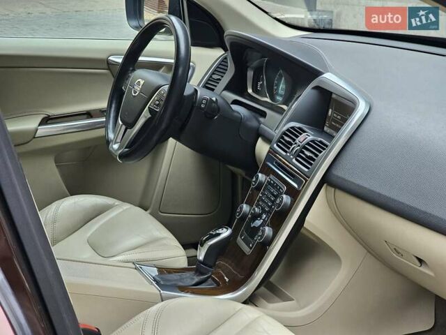 Вольво ХС60 2013 у Києві на Automoto.ua Коричневий Вольво ХС60, об'ємом двигуна 2.4 л та пробігом 117 тис. км за 21999 $, фото 57 на Automoto.ua