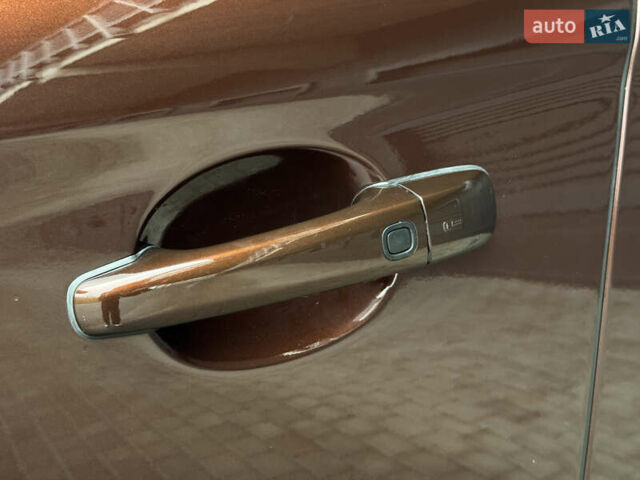 Коричневый Вольво ХС60, объемом двигателя 2.4 л и пробегом 287 тыс. км за 16500 $, фото 26 на Automoto.ua