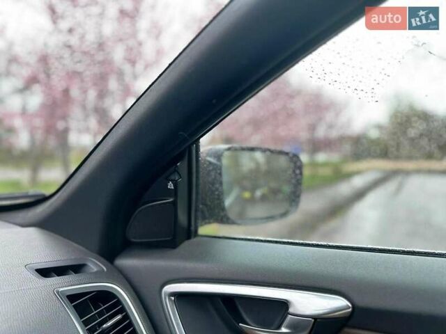 Коричневий Вольво ХС60, об'ємом двигуна 2.4 л та пробігом 273 тис. км за 15800 $, фото 9 на Automoto.ua