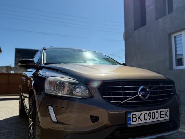 Коричневий Вольво ХС60, об'ємом двигуна 2.4 л та пробігом 310 тис. км за 18000 $, фото 2 на Automoto.ua