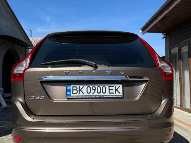 Коричневий Вольво ХС60, об'ємом двигуна 2.4 л та пробігом 310 тис. км за 18000 $, фото 14 на Automoto.ua