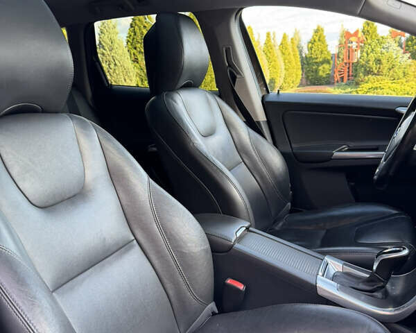 Вольво ХС60 2015 в Моршин на Automoto.ua Коричневый Вольво ХС60, объемом двигателя 2.4 л и пробегом 195 тыс. км за 12999 $, фото 25 на Automoto.ua