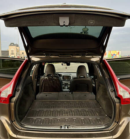 Коричневый Вольво ХС60, объемом двигателя 2.95 л и пробегом 207 тыс. км за 16000 $, фото 6 на Automoto.ua