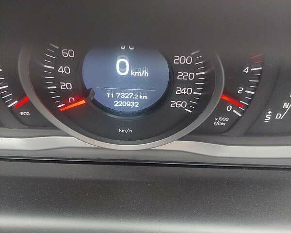 Коричневий Вольво ХС60, об'ємом двигуна 1.97 л та пробігом 220 тис. км за 22500 $, фото 4 на Automoto.ua