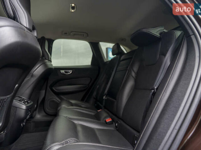 Коричневий Вольво ХС60, об'ємом двигуна 1.97 л та пробігом 200 тис. км за 31990 $, фото 32 на Automoto.ua