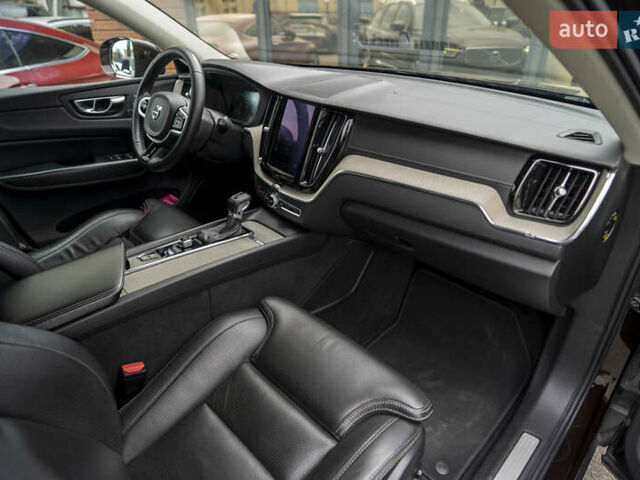 Коричневий Вольво ХС60, об'ємом двигуна 1.97 л та пробігом 200 тис. км за 31990 $, фото 36 на Automoto.ua