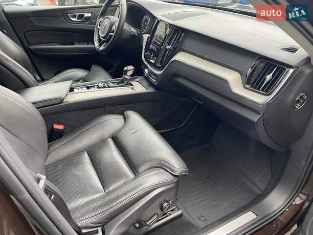 Коричневий Вольво ХС60, об'ємом двигуна 1.97 л та пробігом 74 тис. км за 35900 $, фото 18 на Automoto.ua