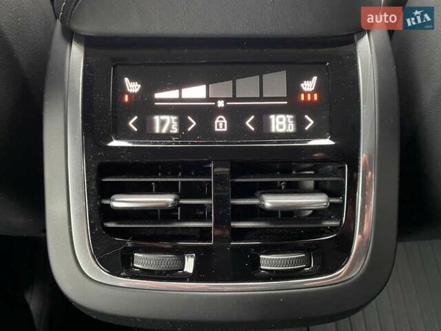 Коричневий Вольво ХС60, об'ємом двигуна 1.97 л та пробігом 74 тис. км за 35900 $, фото 23 на Automoto.ua