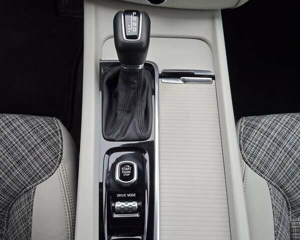 Коричневый Вольво ХС60, объемом двигателя 2 л и пробегом 185 тыс. км за 29199 $, фото 40 на Automoto.ua