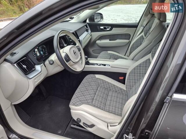 Коричневый Вольво ХС60, объемом двигателя 2 л и пробегом 185 тыс. км за 29199 $, фото 17 на Automoto.ua