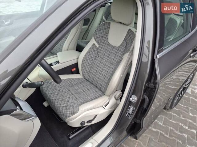 Коричневый Вольво ХС60, объемом двигателя 2 л и пробегом 185 тыс. км за 29199 $, фото 23 на Automoto.ua