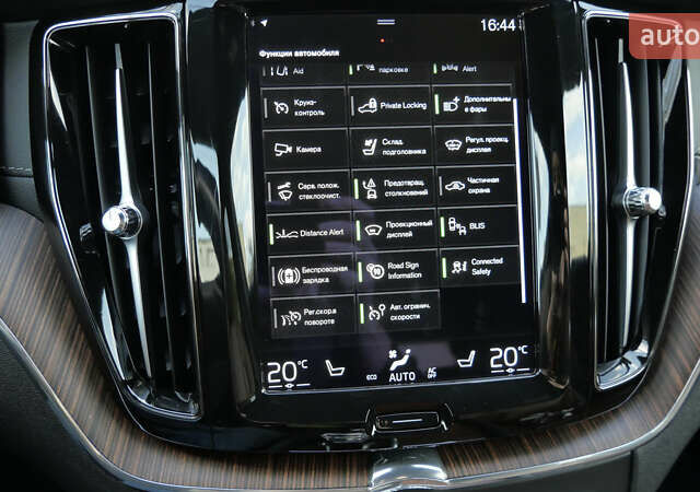 Вольво ХС60 2021 в Львове на Automoto.ua Коричневый Вольво ХС60, объемом двигателя 2 л и пробегом 141 тыс. км за 43500 $, фото 46 на Automoto.ua