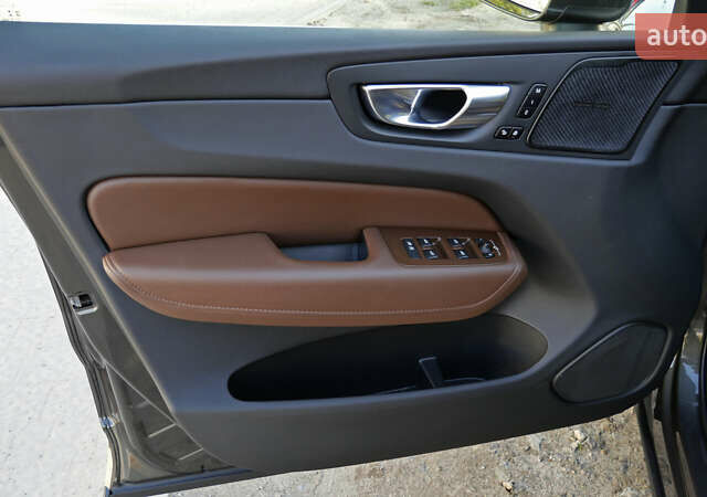 Вольво ХС60 2021 в Львове на Automoto.ua Коричневый Вольво ХС60, объемом двигателя 2 л и пробегом 141 тыс. км за 43500 $, фото 30 на Automoto.ua