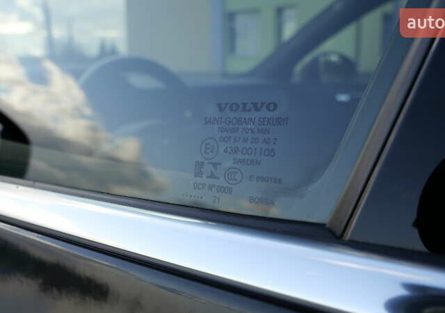 Вольво ХС60 2021 в Львове на Automoto.ua Коричневый Вольво ХС60, объемом двигателя 2 л и пробегом 141 тыс. км за 43500 $, фото 28 на Automoto.ua