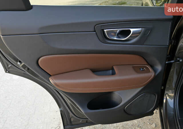 Вольво ХС60 2021 в Львове на Automoto.ua Коричневый Вольво ХС60, объемом двигателя 2 л и пробегом 141 тыс. км за 43500 $, фото 62 на Automoto.ua