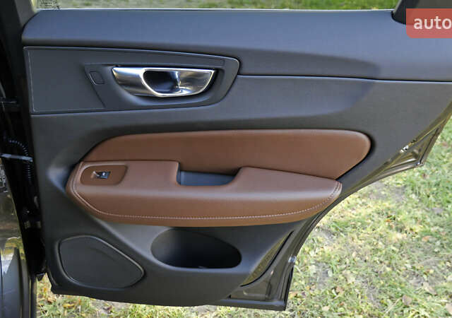 Вольво ХС60 2021 в Львове на Automoto.ua Коричневый Вольво ХС60, объемом двигателя 2 л и пробегом 141 тыс. км за 43500 $, фото 65 на Automoto.ua