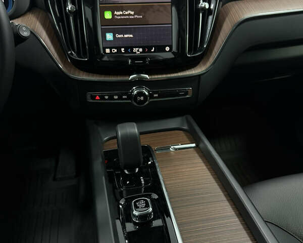 Коричневый Вольво ХС60, объемом двигателя 1.97 л и пробегом 6 тыс. км за 43500 $, фото 26 на Automoto.ua