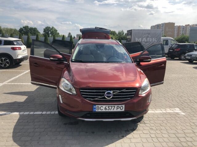 Червоний Вольво ХС60, об'ємом двигуна 2 л та пробігом 283 тис. км за 11999 $, фото 23 на Automoto.ua