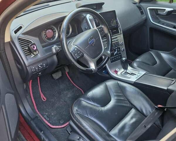 Красный Вольво ХС60, объемом двигателя 2.4 л и пробегом 320 тыс. км за 12600 $, фото 9 на Automoto.ua