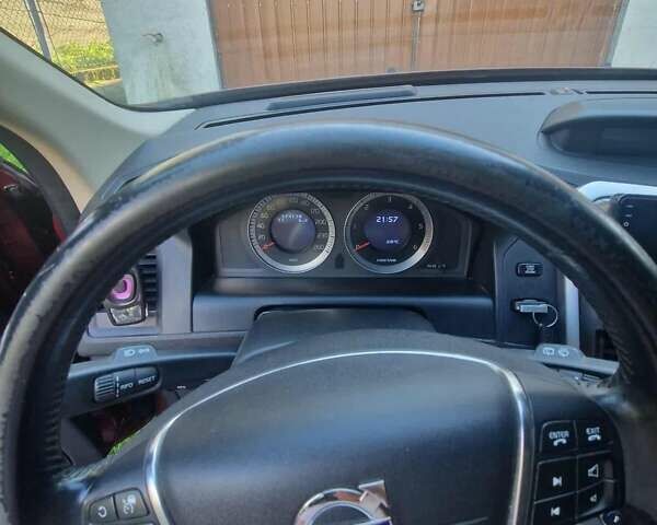 Красный Вольво ХС60, объемом двигателя 2.4 л и пробегом 320 тыс. км за 12600 $, фото 11 на Automoto.ua