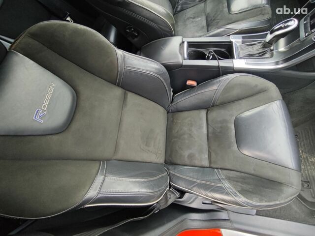 Красный Вольво ХС60, объемом двигателя 2.4 л и пробегом 345 тыс. км за 18500 $, фото 13 на Automoto.ua