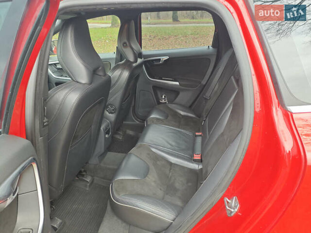 Красный Вольво ХС60, объемом двигателя 2.4 л и пробегом 345 тыс. км за 18500 $, фото 11 на Automoto.ua