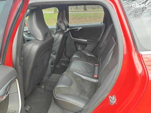 Красный Вольво ХС60, объемом двигателя 2.4 л и пробегом 345 тыс. км за 18500 $, фото 10 на Automoto.ua