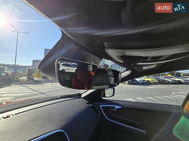 Червоний Вольво ХС60, об'ємом двигуна 2.4 л та пробігом 212 тис. км за 23000 $, фото 23 на Automoto.ua