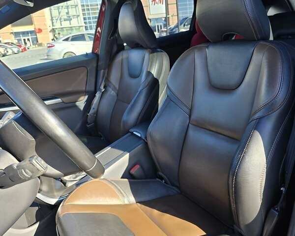 Червоний Вольво ХС60, об'ємом двигуна 2.4 л та пробігом 212 тис. км за 23000 $, фото 16 на Automoto.ua