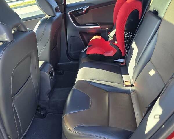 Червоний Вольво ХС60, об'ємом двигуна 2.4 л та пробігом 212 тис. км за 23000 $, фото 18 на Automoto.ua