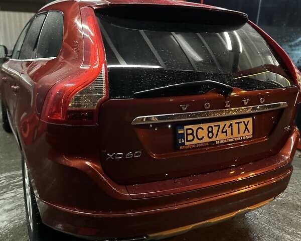 Красный Вольво ХС60, объемом двигателя 1.97 л и пробегом 156 тыс. км за 18250 $, фото 3 на Automoto.ua