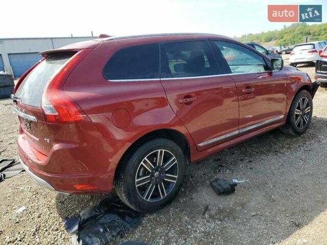 Красный Вольво ХС60, объемом двигателя 2 л и пробегом 100 тыс. км за 3000 $, фото 2 на Automoto.ua