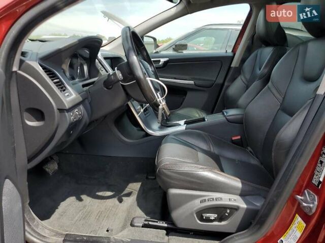 Красный Вольво ХС60, объемом двигателя 2 л и пробегом 100 тыс. км за 3000 $, фото 6 на Automoto.ua