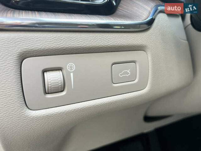 Красный Вольво ХС60, объемом двигателя 1.97 л и пробегом 79 тыс. км за 36000 $, фото 18 на Automoto.ua