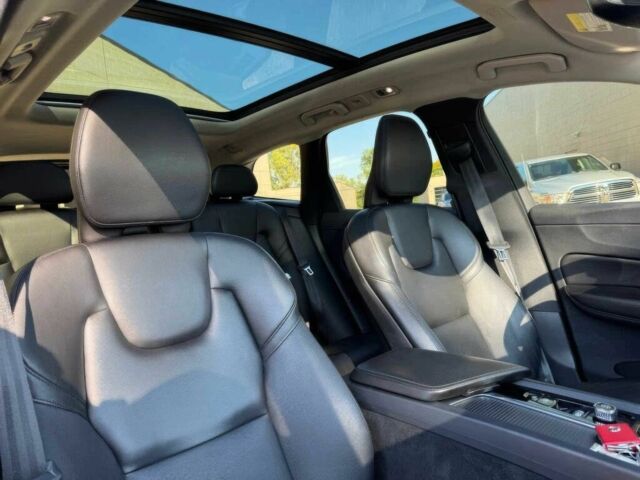 Червоний Вольво ХС60, об'ємом двигуна 2 л та пробігом 44 тис. км за 10100 $, фото 11 на Automoto.ua