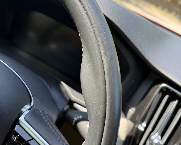Красный Вольво ХС60, объемом двигателя 1.97 л и пробегом 152 тыс. км за 43000 $, фото 9 на Automoto.ua