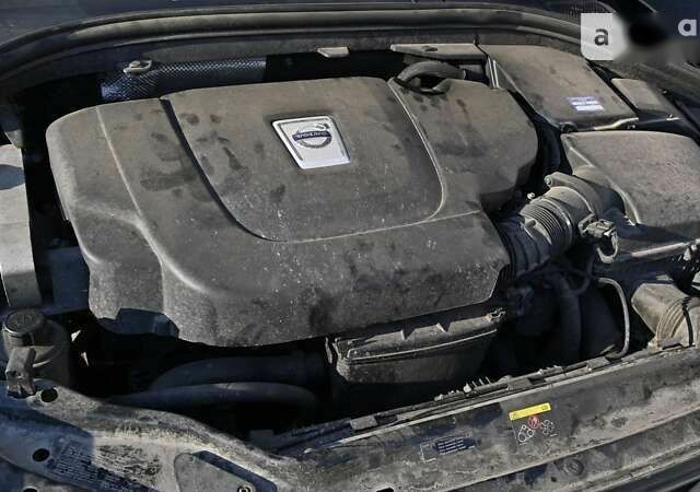 Вольво ХС60, объемом двигателя 2 л и пробегом 299 тыс. км за 15000 $, фото 24 на Automoto.ua
