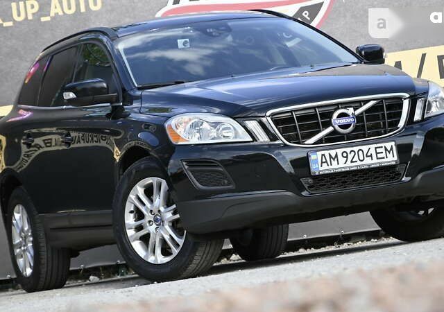 Вольво ХС60, объемом двигателя 2 л и пробегом 299 тыс. км за 15000 $, фото 4 на Automoto.ua