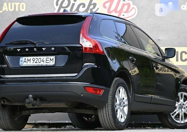 Вольво ХС60, объемом двигателя 2 л и пробегом 299 тыс. км за 15000 $, фото 16 на Automoto.ua