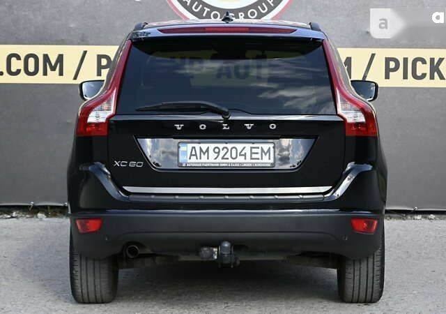 Вольво ХС60, объемом двигателя 2 л и пробегом 299 тыс. км за 15000 $, фото 18 на Automoto.ua