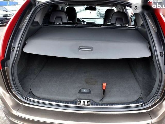 Вольво ХС60, объемом двигателя 2.4 л и пробегом 178 тыс. км за 18500 $, фото 18 на Automoto.ua