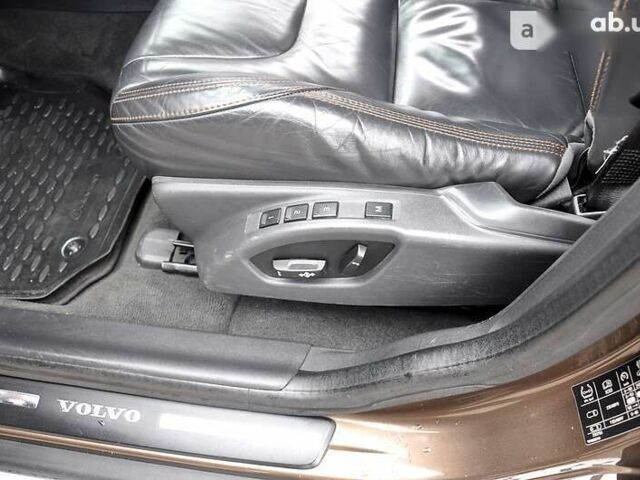 Вольво ХС60, объемом двигателя 2.4 л и пробегом 178 тыс. км за 18500 $, фото 28 на Automoto.ua