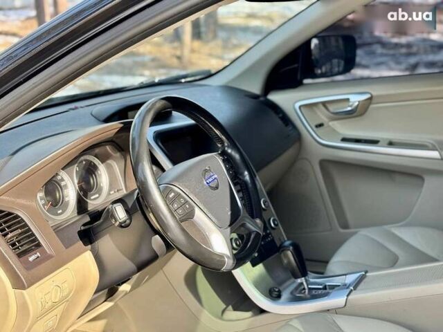 Вольво ХС60, об'ємом двигуна 2.4 л та пробігом 212 тис. км за 14300 $, фото 15 на Automoto.ua