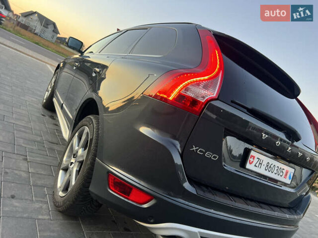 Вольво ХС60, об'ємом двигуна 2.4 л та пробігом 241 тис. км за 15000 $, фото 9 на Automoto.ua