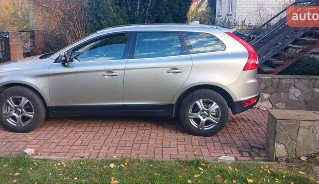 Вольво ХС60 2011 в Дубно на Automoto.ua Вольво ХС60, объемом двигателя 2.4 л и пробегом 285 тыс. км за 15900 $, фото 9 на Automoto.ua