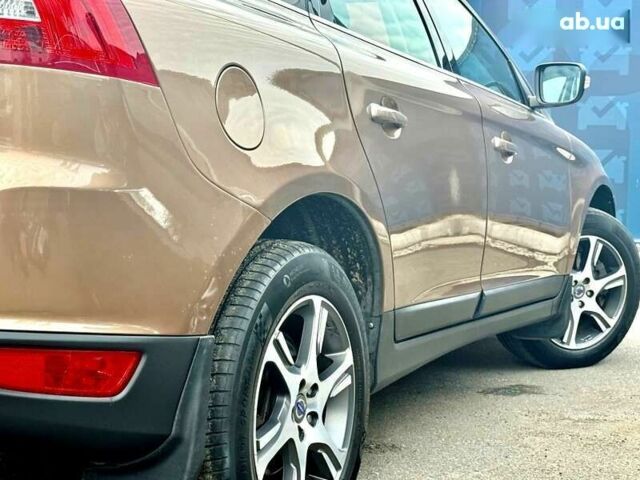 Вольво ХС60, об'ємом двигуна 2.4 л та пробігом 139 тис. км за 14999 $, фото 17 на Automoto.ua