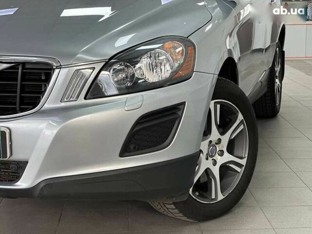 Вольво ХС60, объемом двигателя 0 л и пробегом 181 тыс. км за 12900 $, фото 4 на Automoto.ua